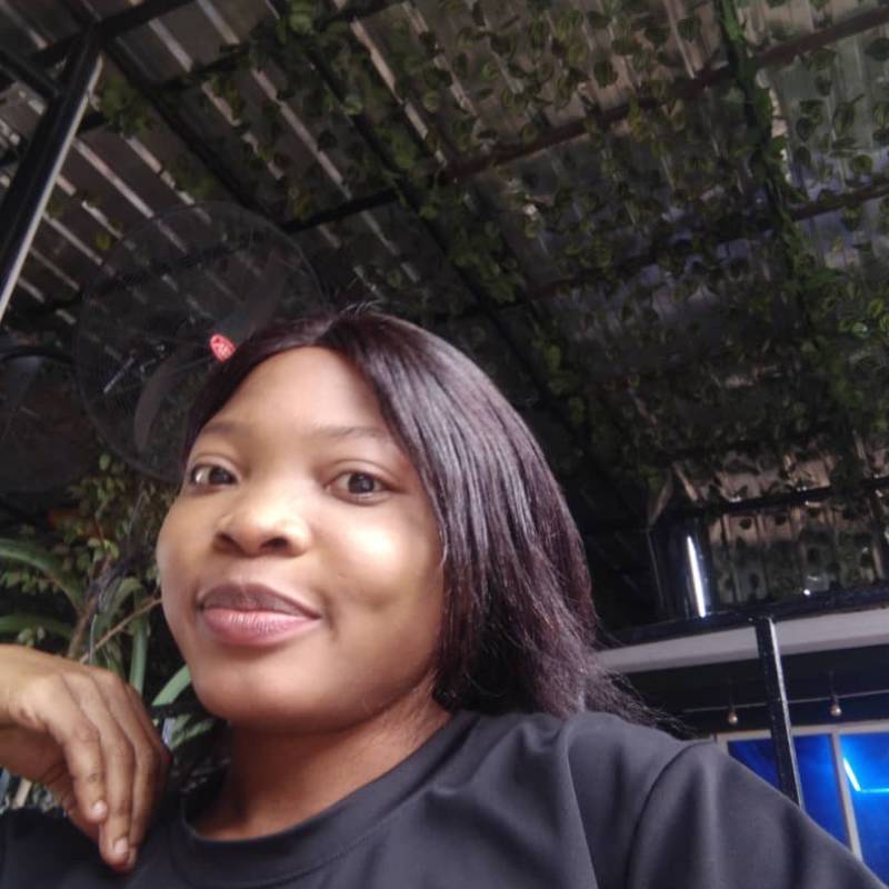 Ovoss, 43, I live in Madagascar