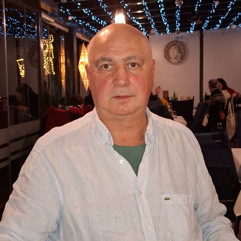 Darko, 66, Arizona