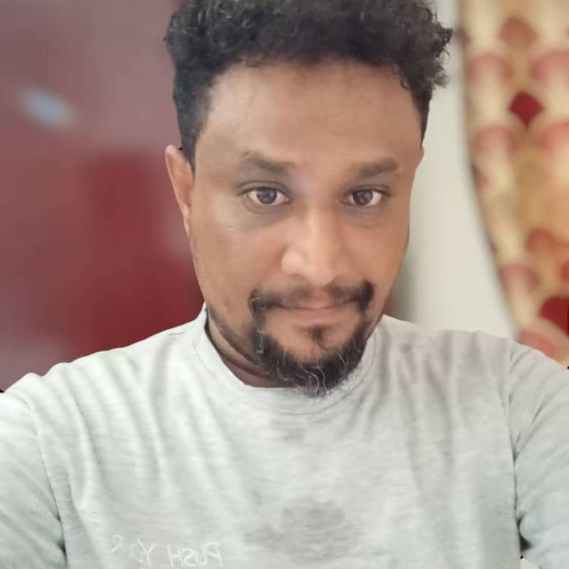 Mohamed, 18, lisbon
