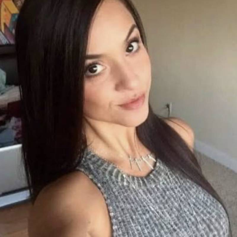 Okra, 35, United States