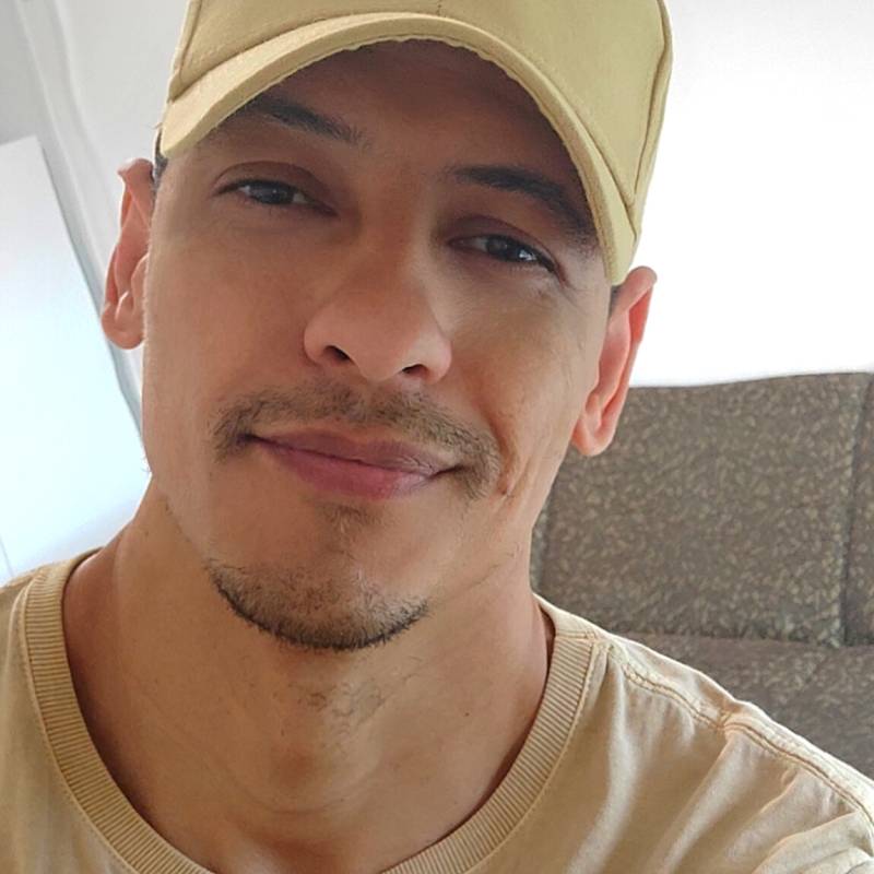 Rodríguez, 39, UK