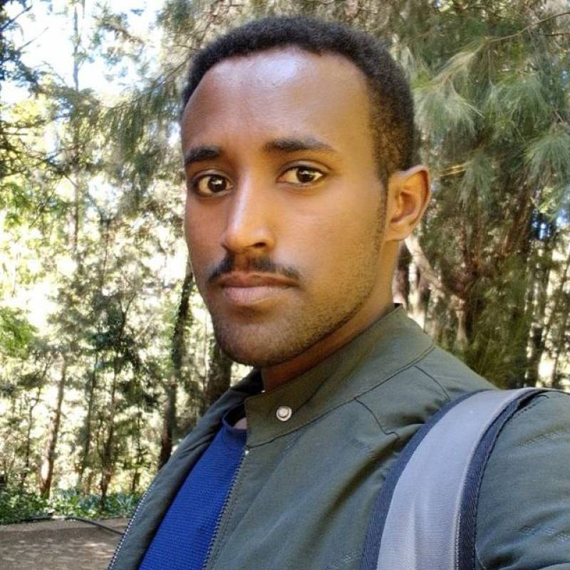 Kelemewerk, 32, lima Per