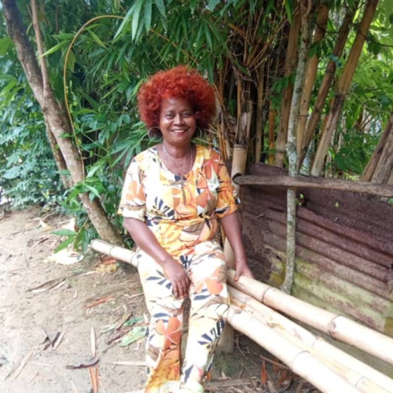 Lily, 59, P bram