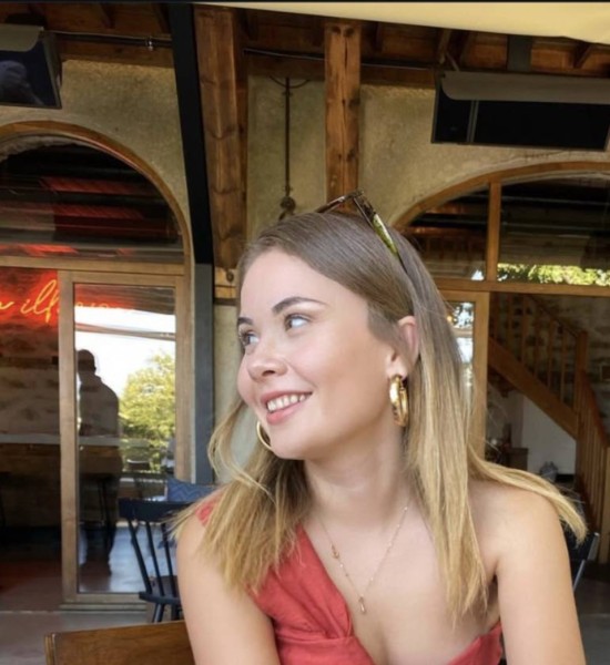 Mariam, 26, Pakistan