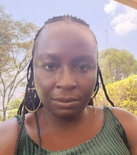 Yvonne, 27