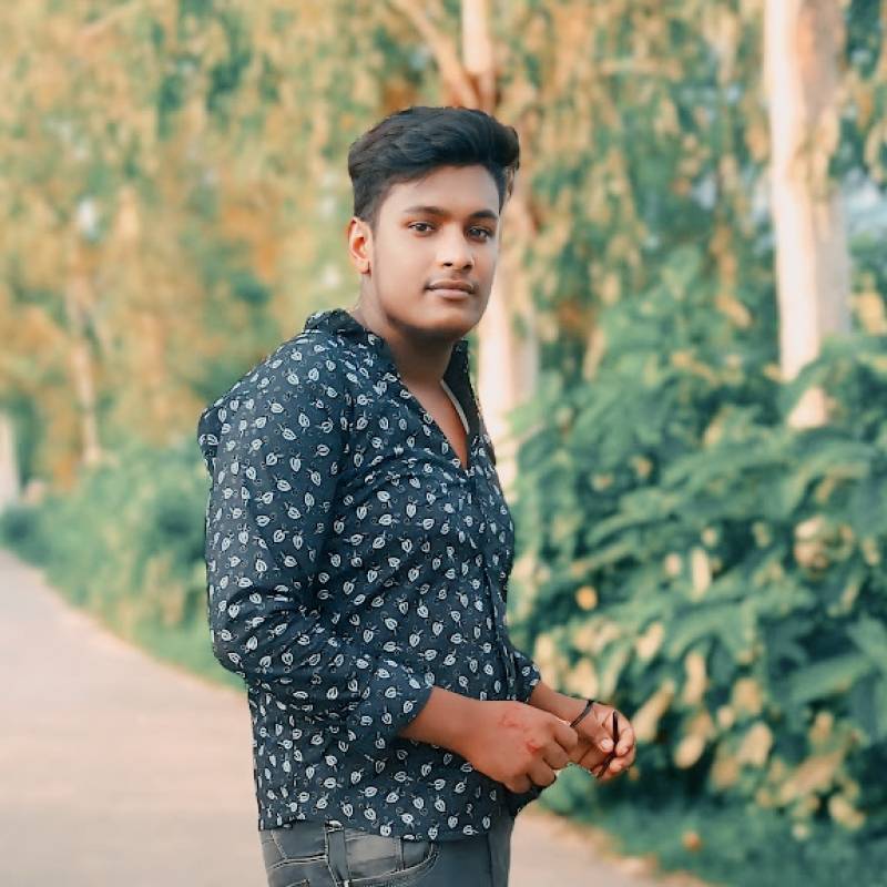 Kholil mai, 24, Islamabad
