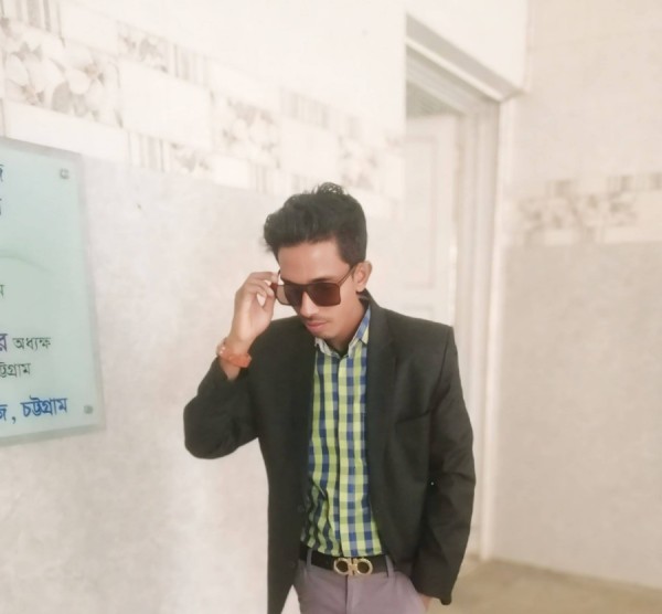 YEASIN, 25, Hongkong