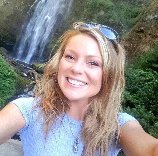 Chloe, 40, Ghana