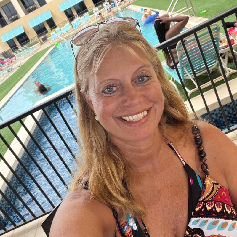 bonnie, 40, Tennessee
