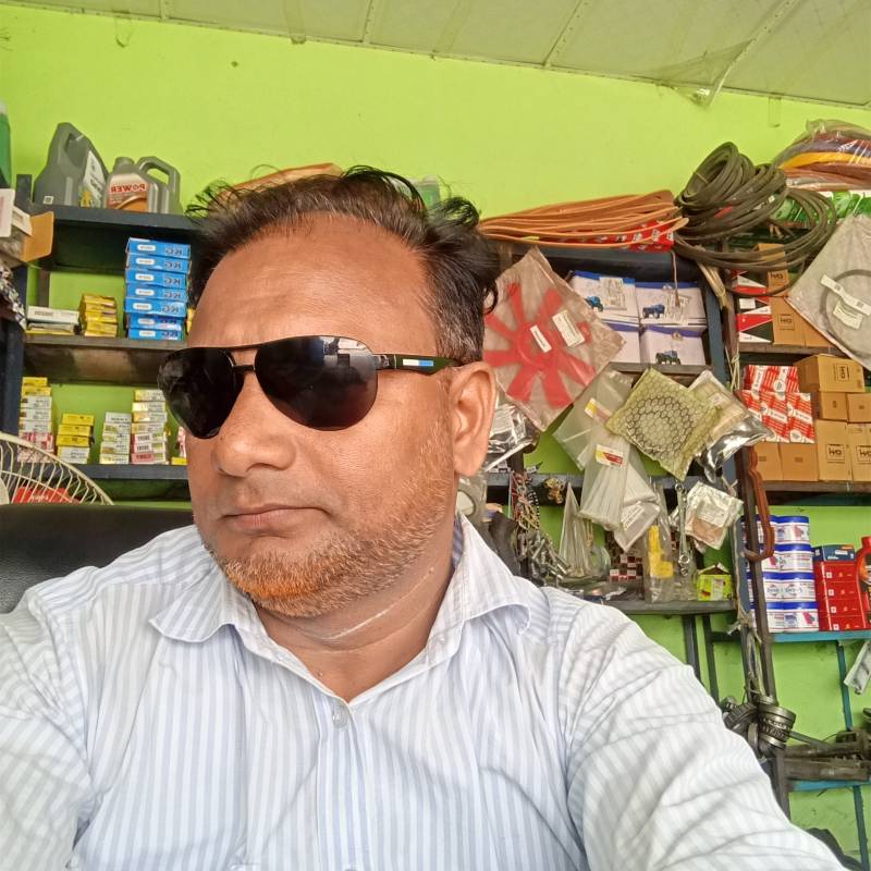 Yusof, 41, NARAYANGANJ DHAKA BANGLADESH