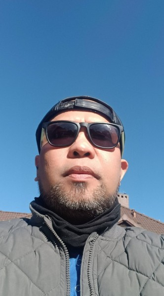 Ronald, 40, Morocco