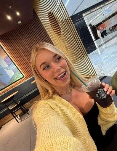 Elle Brooke, 45, Kentucky