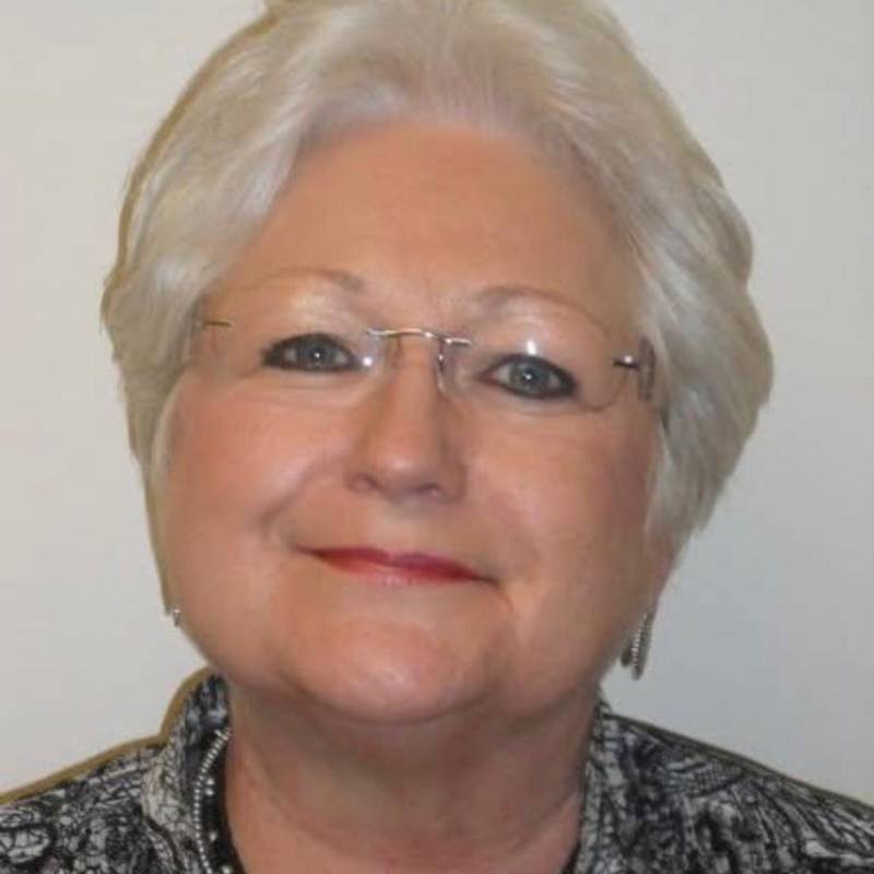 Betty, 65, gaza