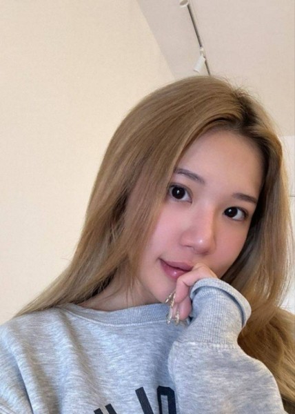 Rose, 26, Austin Texas