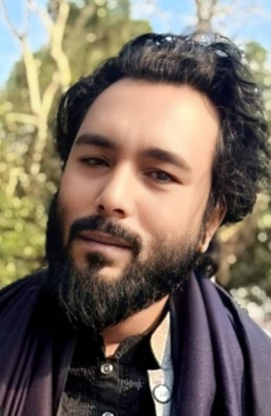 Sumon, 30, Istanbul
