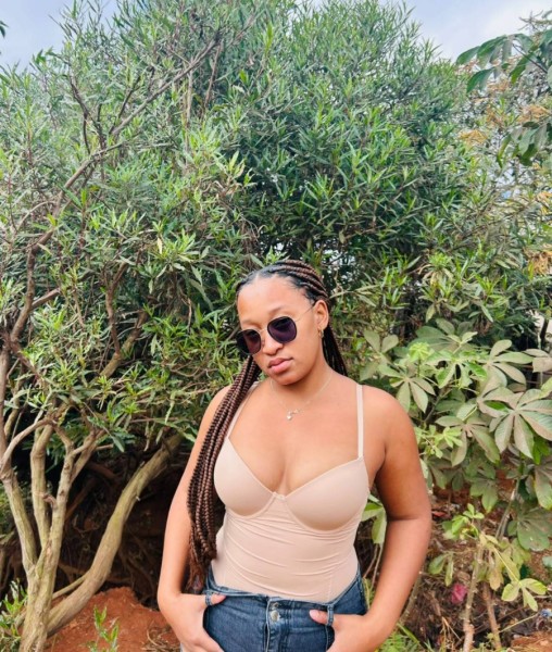 Mellanie, 22, Lagos
