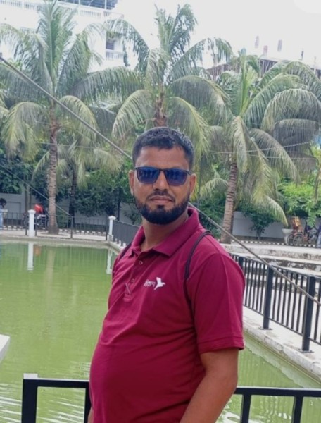 Shamsul islam, 32, Minnesota
