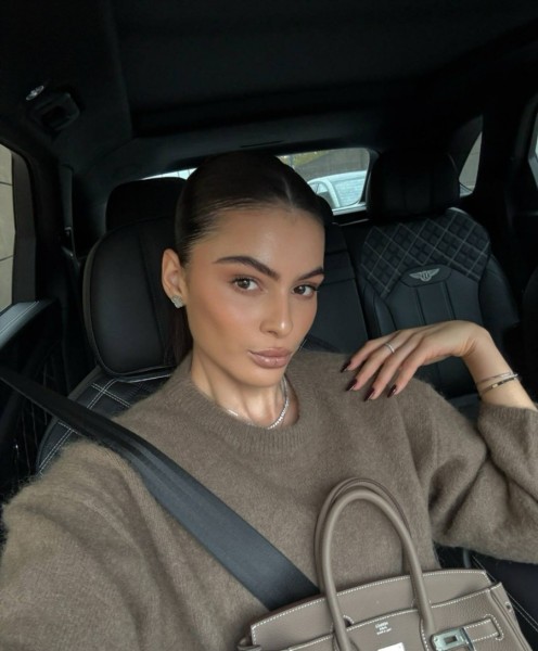 Emma, 38, London