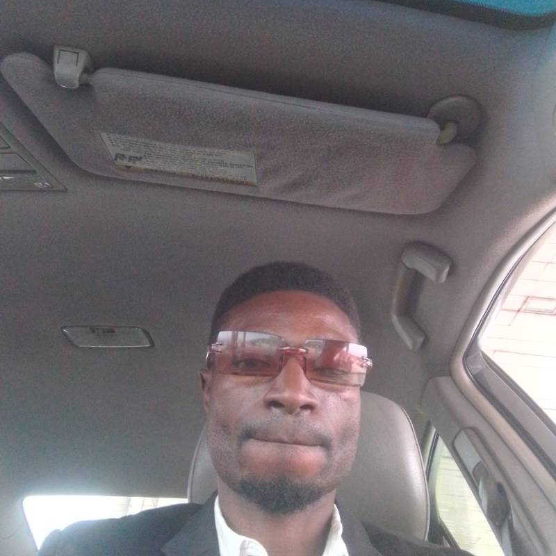 Kelvino, 30, Victorville California