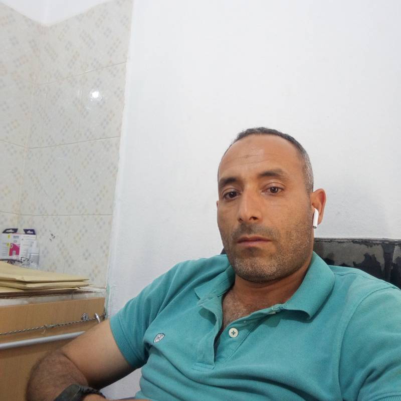 https://arabic.fivedate.com dating Midou1233 in تونس